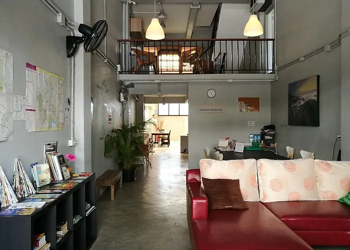 Petit Hostel